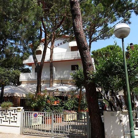 Hotel Selene Milano Marittima Exteriör bild